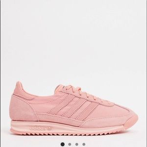 Women’s pink sneakers
